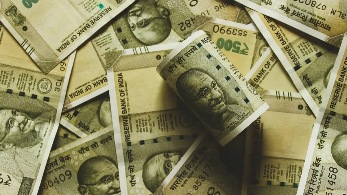 Calculator Rupee Notes