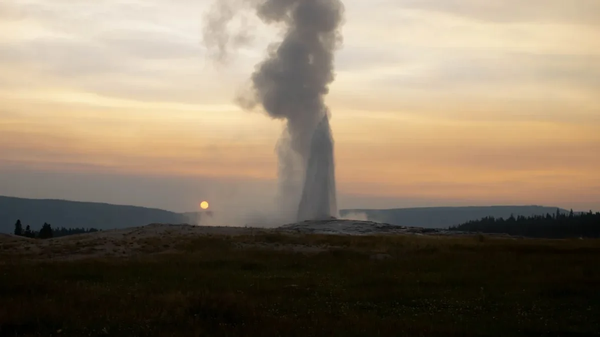 Geyser Inlet
