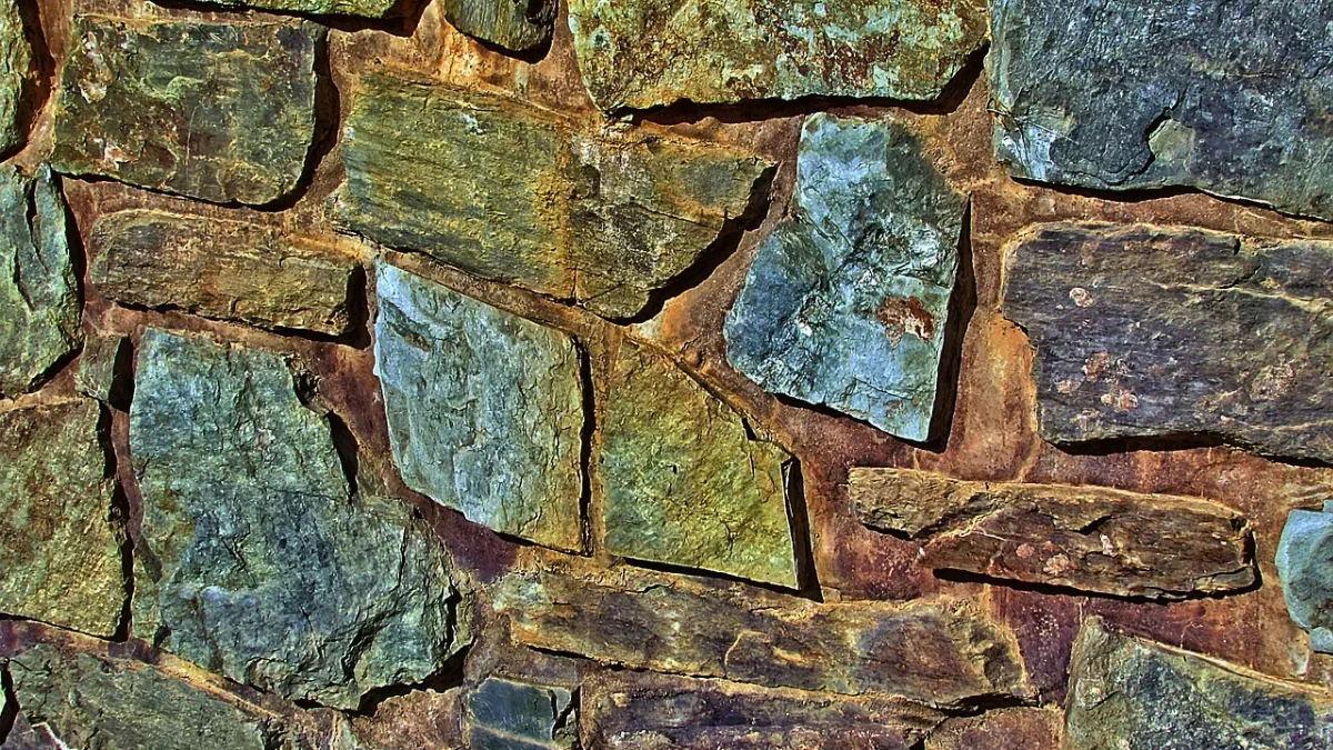 Geyser Wall Bracket